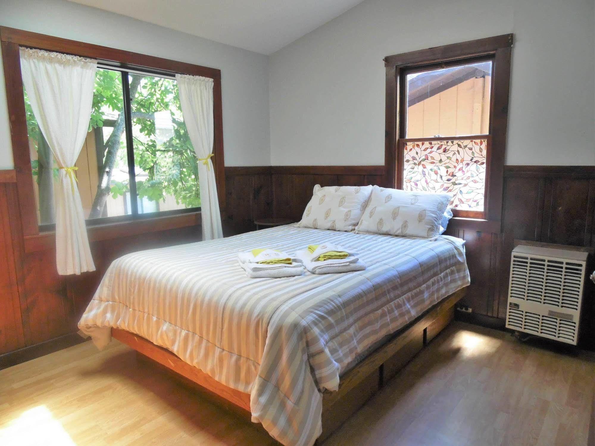 גרנוויל Riverlane Resort מראה חיצוני תמונה